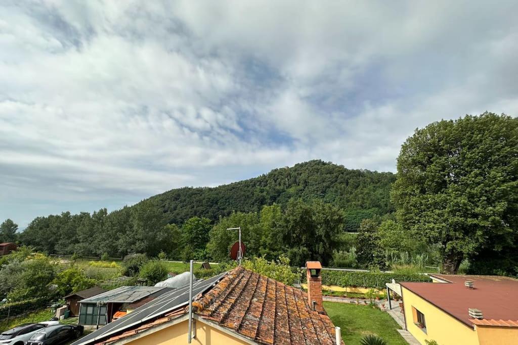Nicola Apartment Lucca Exterior photo
